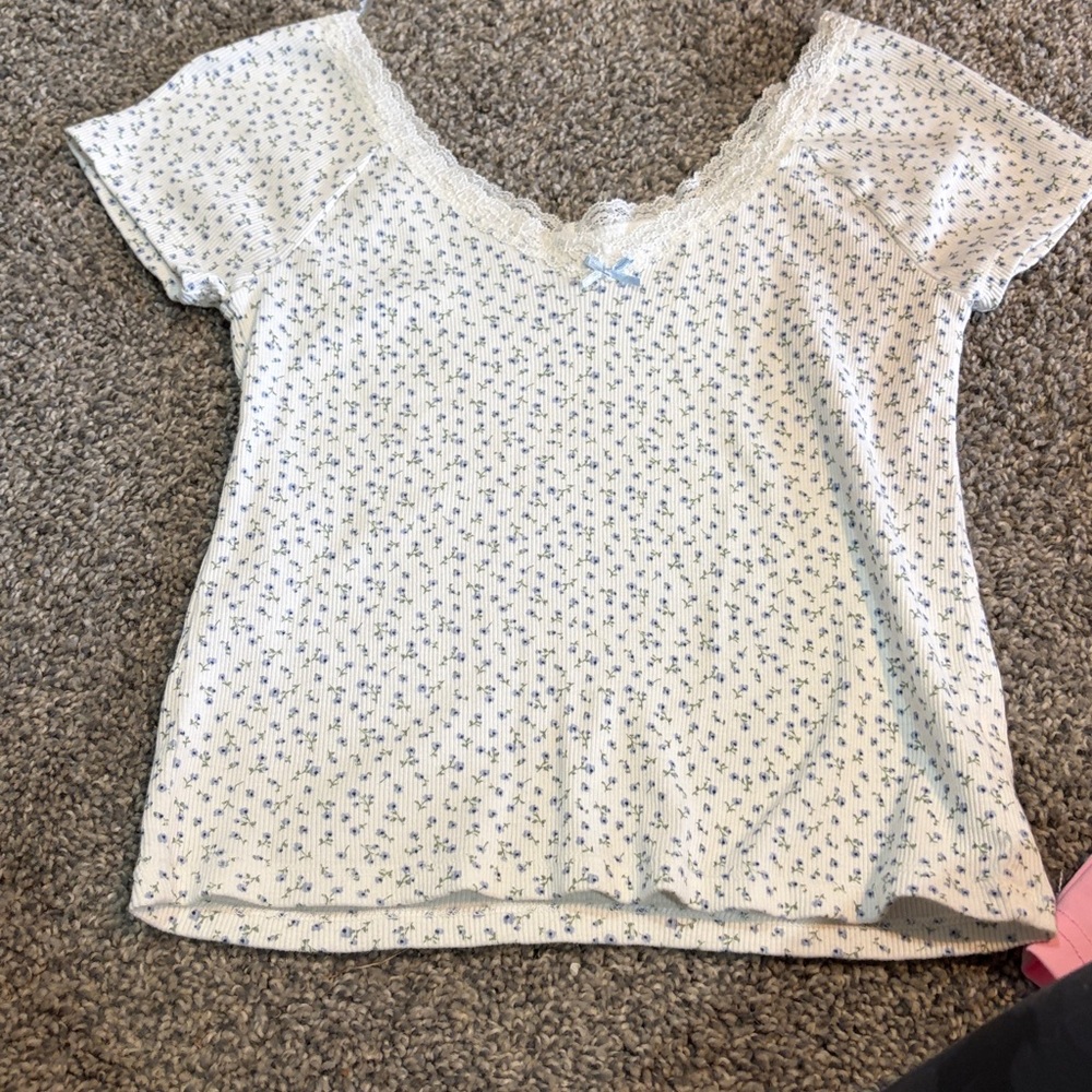 Size Medium Top